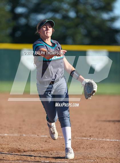 Thumbnail 3 in Elk Grove @ Sheldon photogallery.