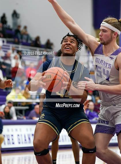 Thumbnail 3 in Decatur Central vs. Ben Davis (IHSAA 4A Sectional Semi-Final) photogallery.