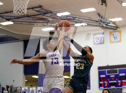 Thumbnail 1 in Decatur Central vs. Ben Davis (IHSAA 4A Sectional Semi-Final) photogallery.