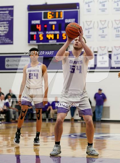 Thumbnail 1 in Decatur Central vs. Ben Davis (IHSAA 4A Sectional Semi-Final) photogallery.