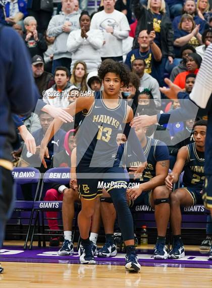 Thumbnail 3 in Decatur Central vs. Ben Davis (IHSAA 4A Sectional Semi-Final) photogallery.