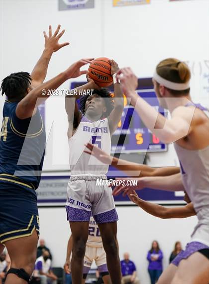 Thumbnail 1 in Decatur Central vs. Ben Davis (IHSAA 4A Sectional Semi-Final) photogallery.