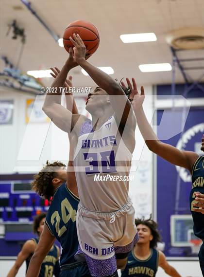 Thumbnail 1 in Decatur Central vs. Ben Davis (IHSAA 4A Sectional Semi-Final) photogallery.