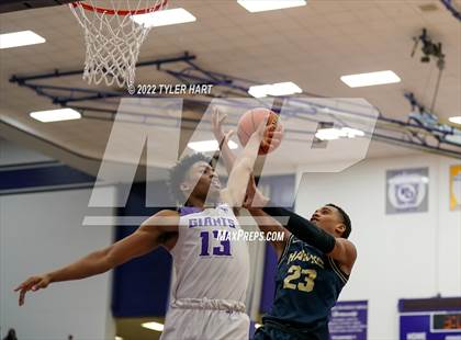 Thumbnail 2 in Decatur Central vs. Ben Davis (IHSAA 4A Sectional Semi-Final) photogallery.