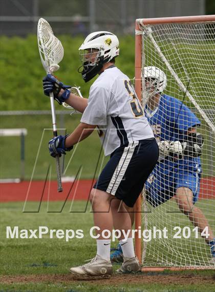 Thumbnail 1 in RHAM vs Rockville (CIAC Class M Qualifying Round) photogallery.