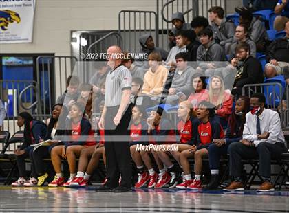 Thumbnail 2 in Lakeside vs. Marion (AAA 5A State Playoff first round) photogallery.