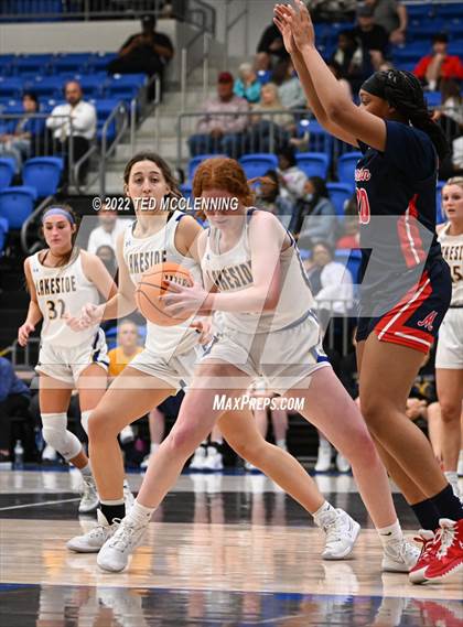 Thumbnail 1 in Lakeside vs. Marion (AAA 5A State Playoff first round) photogallery.
