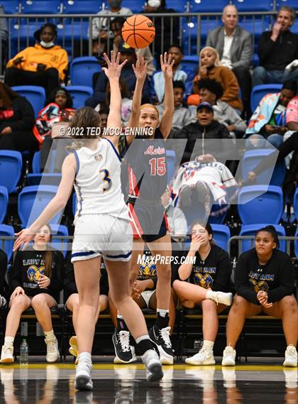 Thumbnail 2 in Lakeside vs. Marion (AAA 5A State Playoff first round) photogallery.
