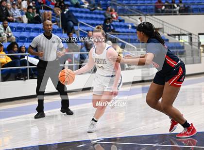 Thumbnail 2 in Lakeside vs. Marion (AAA 5A State Playoff first round) photogallery.
