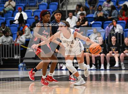 Thumbnail 2 in Lakeside vs. Marion (AAA 5A State Playoff first round) photogallery.