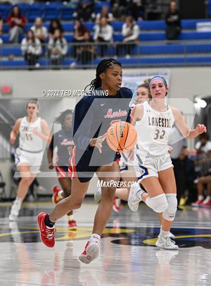 Thumbnail 3 in Lakeside vs. Marion (AAA 5A State Playoff first round) photogallery.