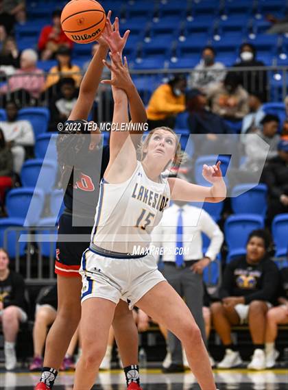 Thumbnail 3 in Lakeside vs. Marion (AAA 5A State Playoff first round) photogallery.