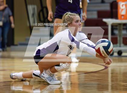 Thumbnail 3 in Bonham @ Callisburg photogallery.