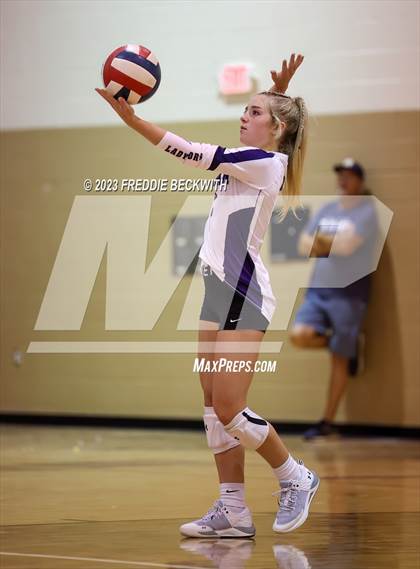 Thumbnail 1 in Bonham @ Callisburg photogallery.