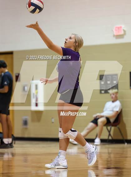 Thumbnail 3 in Bonham @ Callisburg photogallery.