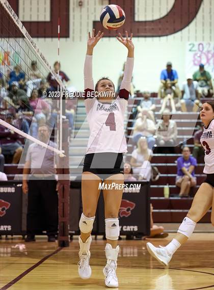 Thumbnail 1 in Bonham @ Callisburg photogallery.