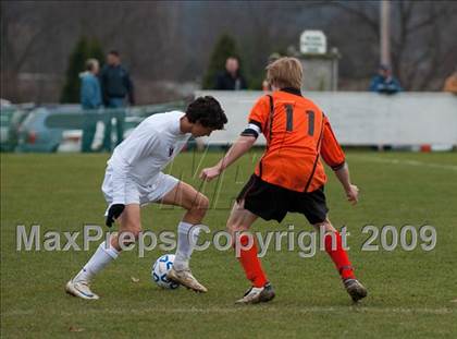 Thumbnail 3 in Friends Academy vs. Marathon (NYSPHSAA Class C Final) photogallery.