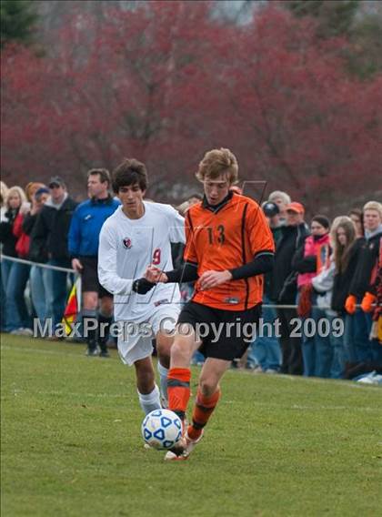 Thumbnail 2 in Friends Academy vs. Marathon (NYSPHSAA Class C Final) photogallery.