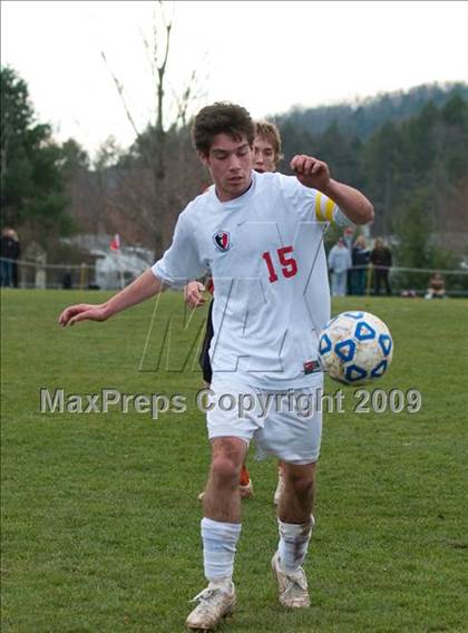 Thumbnail 3 in Friends Academy vs. Marathon (NYSPHSAA Class C Final) photogallery.