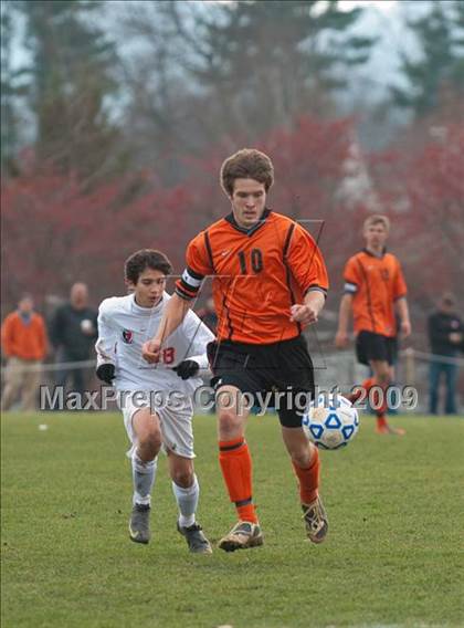 Thumbnail 2 in Friends Academy vs. Marathon (NYSPHSAA Class C Final) photogallery.