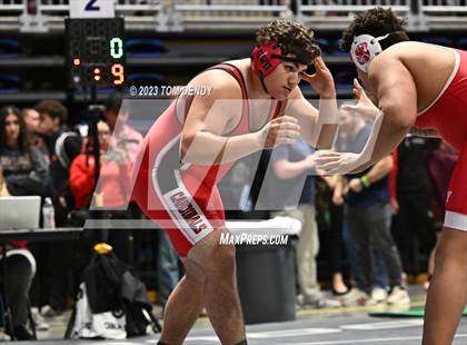 Thumbnail 2 in UIL 5A/6A State Championships - Round 1 photogallery.