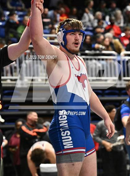 Thumbnail 3 in UIL 5A/6A State Championships - Round 1 photogallery.