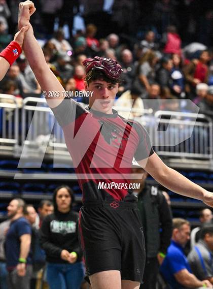 Thumbnail 3 in UIL 5A/6A State Championships - Round 1 photogallery.
