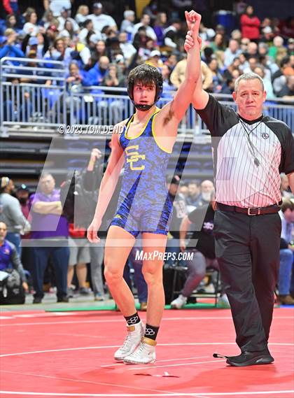Thumbnail 3 in UIL 5A/6A State Championships - Round 1 photogallery.
