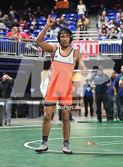 Thumbnail 1 in UIL 5A/6A State Championships - Round 1 photogallery.
