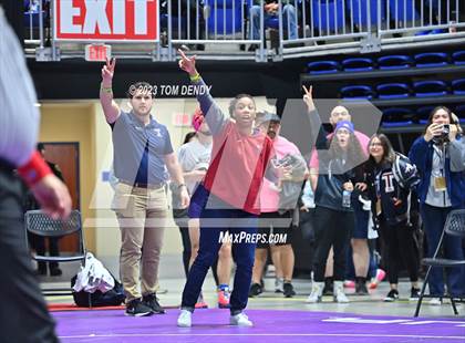 Thumbnail 1 in UIL 5A/6A State Championships - Round 1 photogallery.
