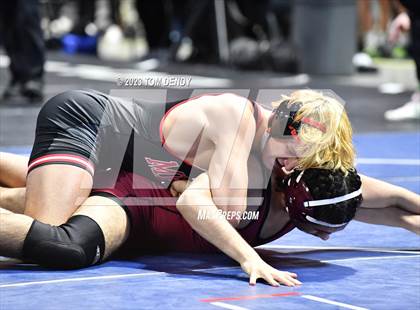 Thumbnail 1 in UIL 5A/6A State Championships - Round 1 photogallery.