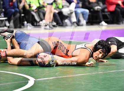 Thumbnail 3 in UIL 5A/6A State Championships - Round 1 photogallery.