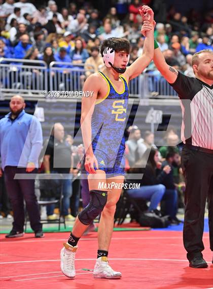 Thumbnail 2 in UIL 5A/6A State Championships - Round 1 photogallery.