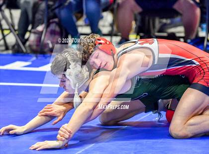 Thumbnail 1 in UIL 5A/6A State Championships - Round 1 photogallery.