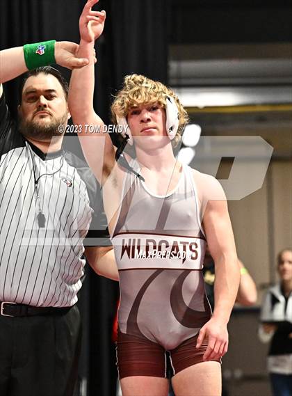 Thumbnail 2 in UIL 5A/6A State Championships - Round 1 photogallery.