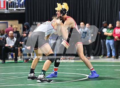 Thumbnail 1 in UIL 5A/6A State Championships - Round 1 photogallery.