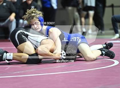 Thumbnail 1 in UIL 5A/6A State Championships - Round 1 photogallery.