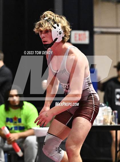 Thumbnail 1 in UIL 5A/6A State Championships - Round 1 photogallery.