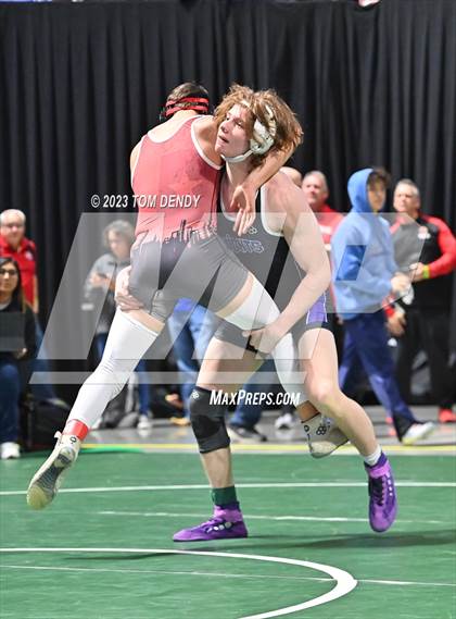 Thumbnail 2 in UIL 5A/6A State Championships - Round 1 photogallery.