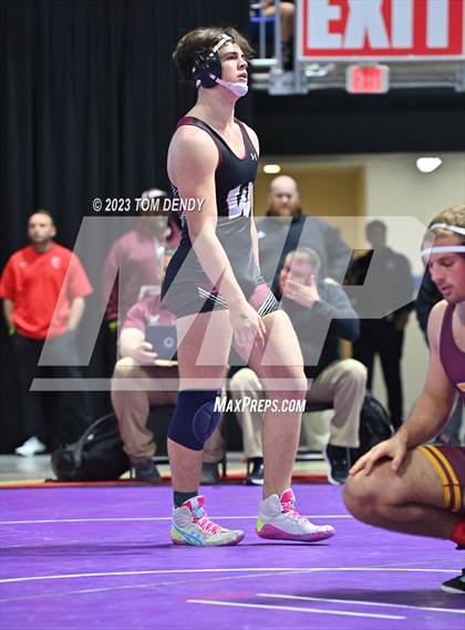 Thumbnail 2 in UIL 5A/6A State Championships - Round 1 photogallery.