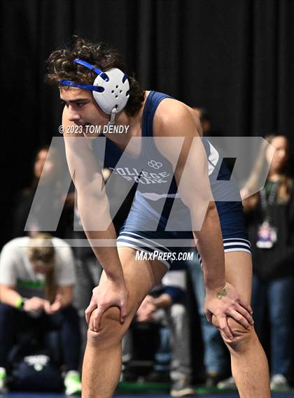 Thumbnail 2 in UIL 5A/6A State Championships - Round 1 photogallery.