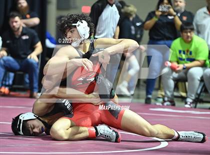 Thumbnail 2 in UIL 5A/6A State Championships - Round 1 photogallery.
