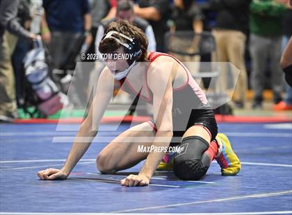 Thumbnail 2 in UIL 5A/6A State Championships - Round 1 photogallery.