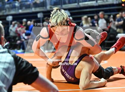 Thumbnail 1 in UIL 5A/6A State Championships - Round 1 photogallery.