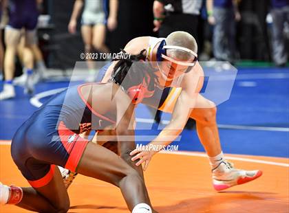 Thumbnail 2 in UIL 5A/6A State Championships - Round 1 photogallery.
