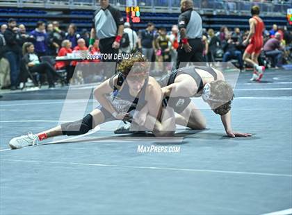 Thumbnail 2 in UIL 5A/6A State Championships - Round 1 photogallery.