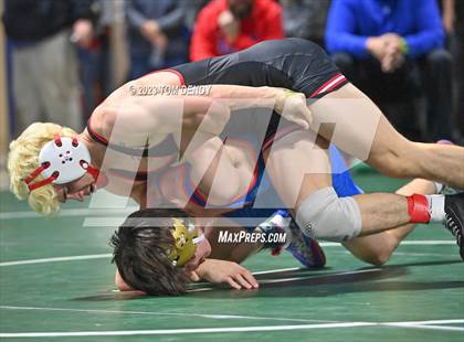 Thumbnail 3 in UIL 5A/6A State Championships - Round 1 photogallery.