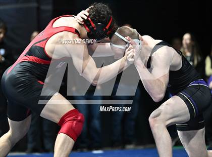 Thumbnail 2 in UIL 5A/6A State Championships - Round 1 photogallery.