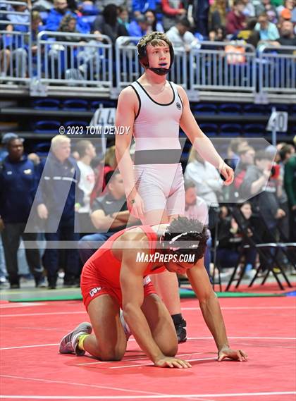 Thumbnail 3 in UIL 5A/6A State Championships - Round 1 photogallery.