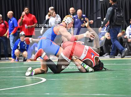 Thumbnail 3 in UIL 5A/6A State Championships - Round 1 photogallery.